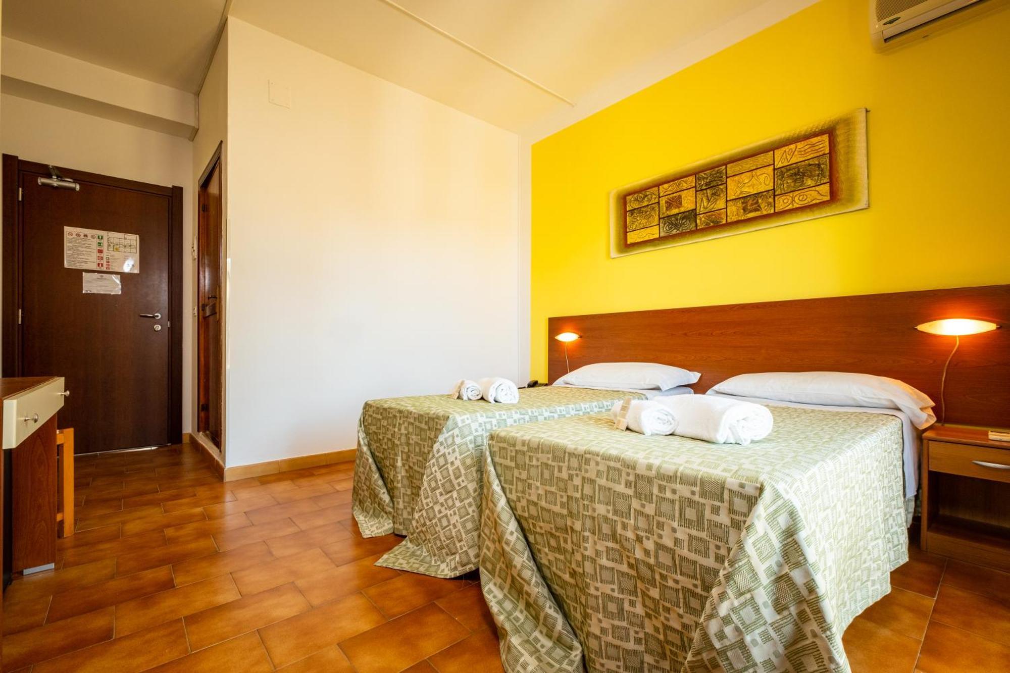 אלגהרו Hotel Il Gabbiano מראה חיצוני תמונה
