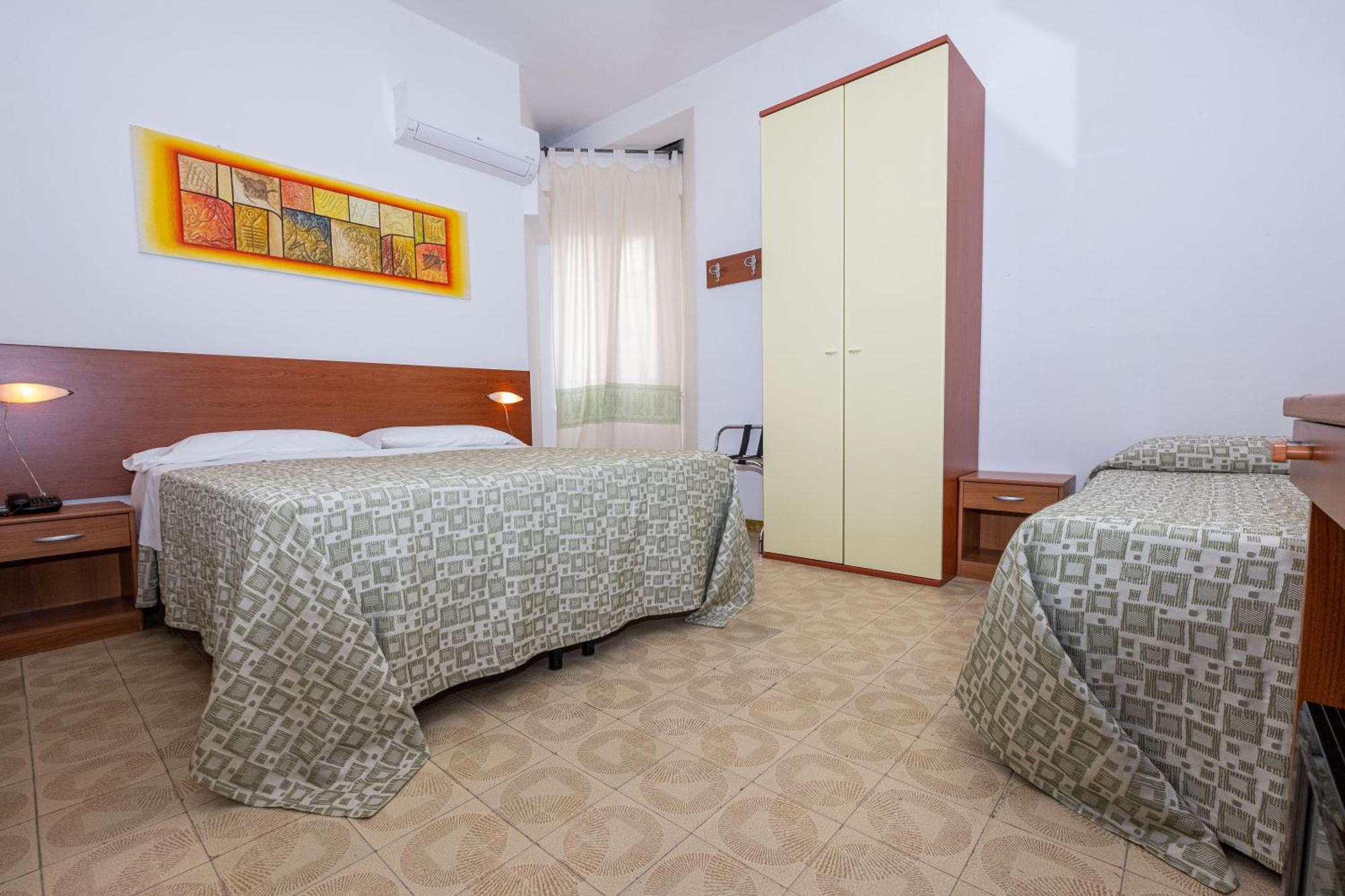 אלגהרו Hotel Il Gabbiano מראה חיצוני תמונה