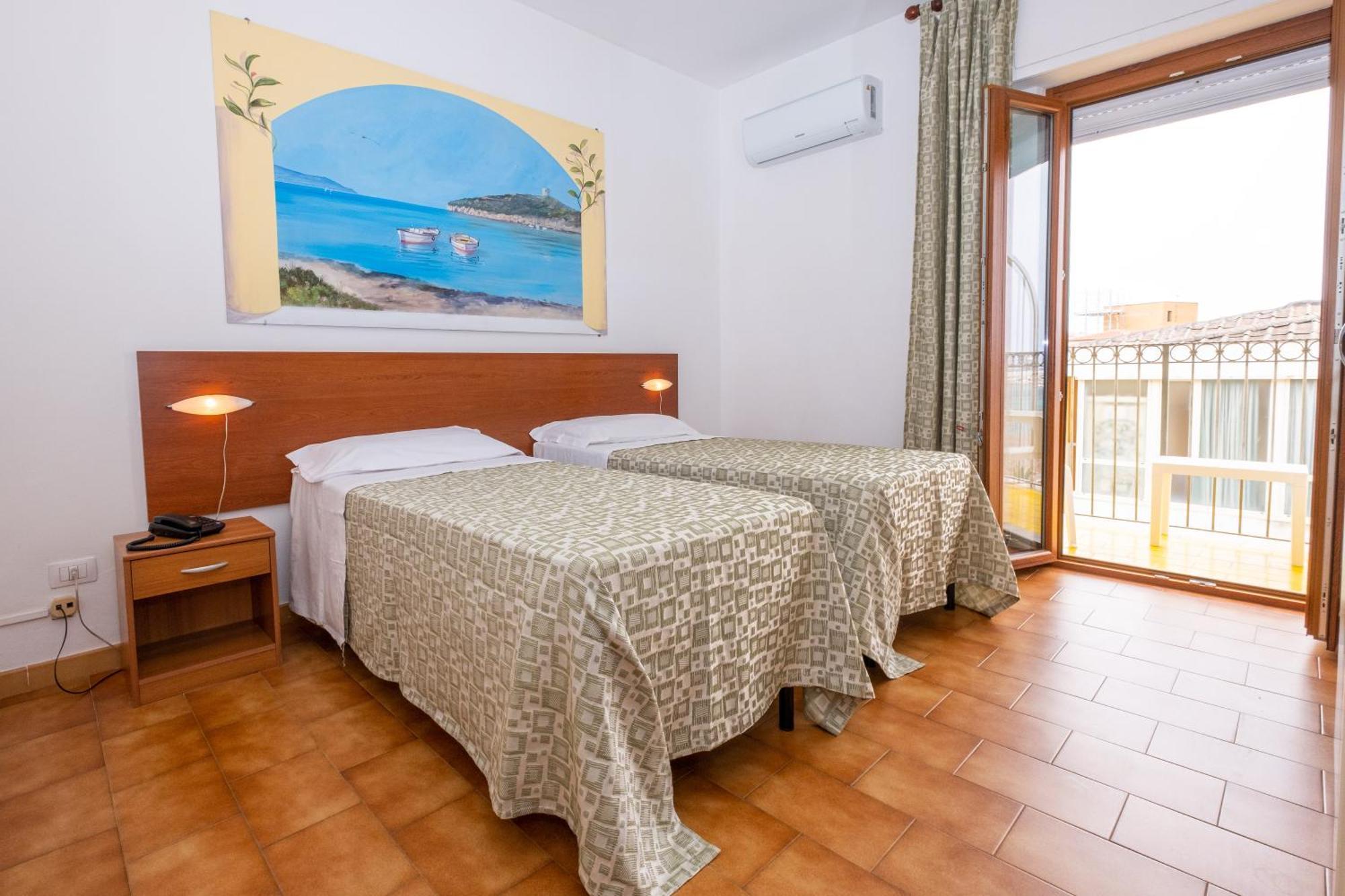אלגהרו Hotel Il Gabbiano מראה חיצוני תמונה