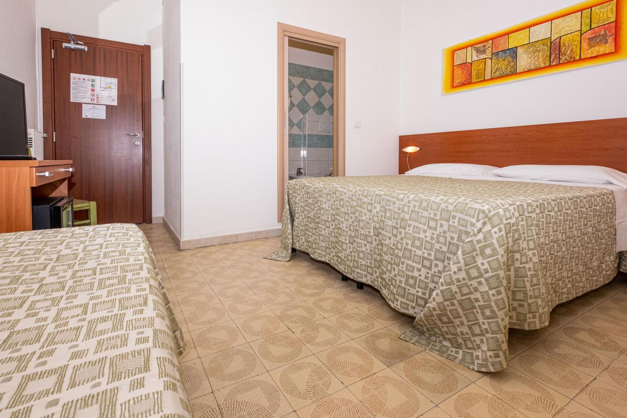 אלגהרו Hotel Il Gabbiano מראה חיצוני תמונה